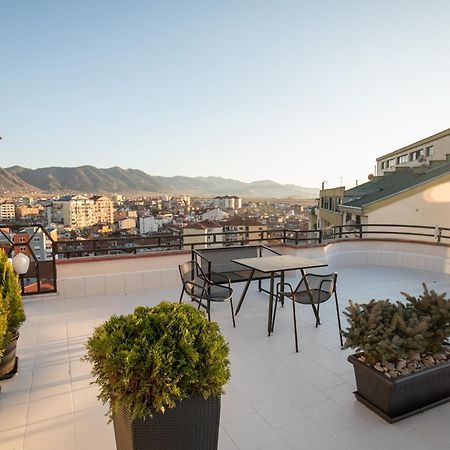 Suite Terrace Rooms & Apartments Korça Kültér fotó