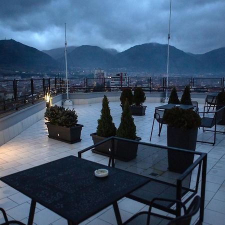Suite Terrace Rooms & Apartments Korça Kültér fotó