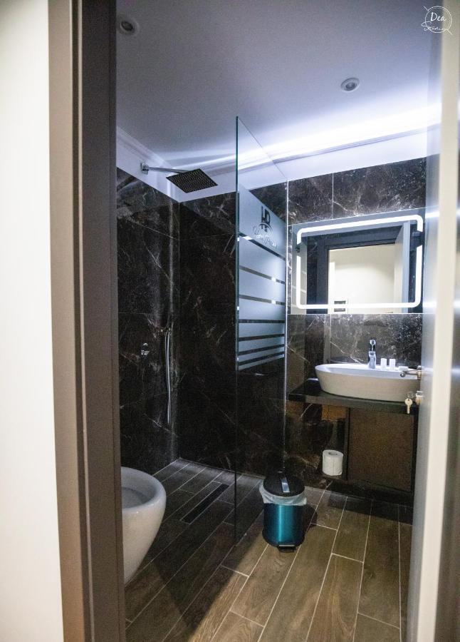 Suite Terrace Rooms & Apartments Korça Kültér fotó