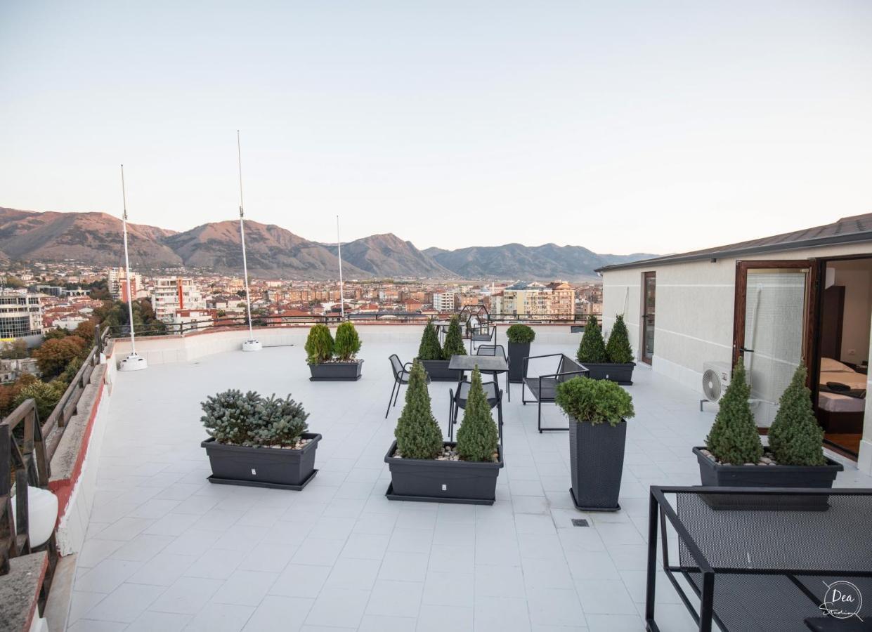 Suite Terrace Rooms & Apartments Korça Kültér fotó